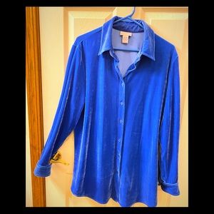 Soft Surroundings velvet boyfriend M shirt. Blue.